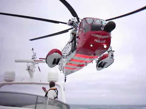 Rescue Helicopter in action, Sikorsky S-61N Mk II Her Majesty's Coastguard