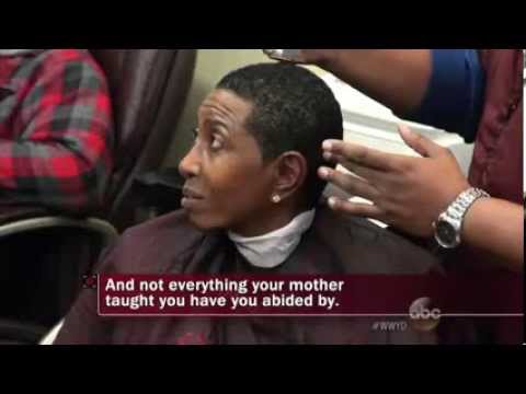 Guy Brings His White Girl To Barbershop In Harlem And Gets Hated On By Black Hairdresser