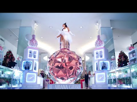 Ariana Grande - Macy's 2015 Black Friday commercial