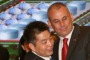 Chinese billionaire Ye Cheng and NT Chief Minister Adam Giles express their mateship.