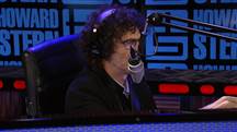 Howard Stern agrees to new 5-year contract with Sirius XM