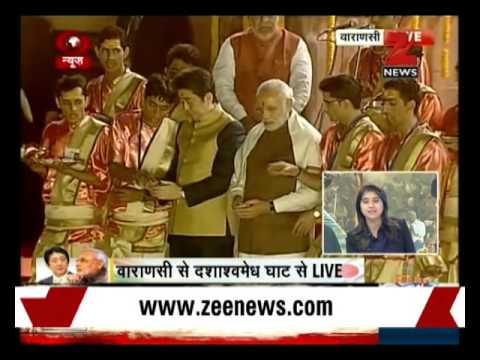 Watch: PM Narendra Modi, Shinzo Abe attend Ganga Aarti at Varanasi