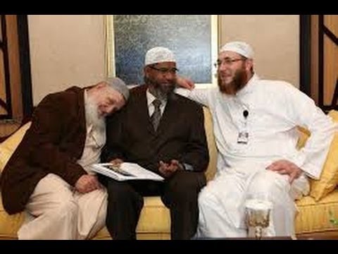 Muslim Jihadist Accepted ''Jesus is God'' and Zakir Naik, Br. Imran and Ahmed Deedat (IPIC) ashamed