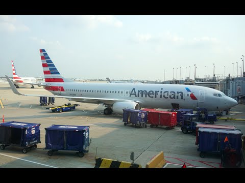 American Airlines First Class - Seattle to Chicago - 737-800  (AA1628)