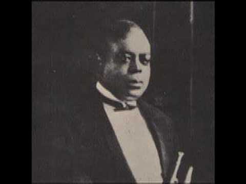 Riverside Blues -- King Oliver 1923