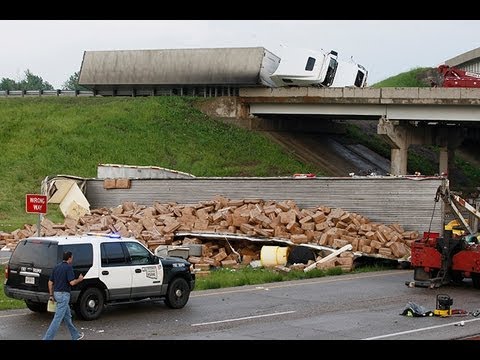 BREAKING NEWS!!! MASSIVE Oklahoma TORNADO swept throughout city and KILLED at least 91