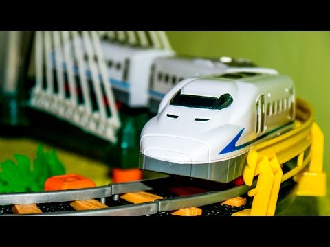 Video For Children TRAINS - Toy Trains for Children Videos Bridge Railway Train Toys Kids Toddlers