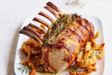 Pork loin with porky scratchings and cider gravy