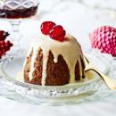 Cheat's mini Christmas puddings