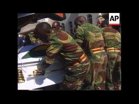 ZIMBABWE:BODY OF PRESIDENT NKOMO LIES IN STATE