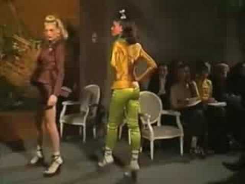 Christian Dior Fall 1997 Fashion Show (fulll pt.2)