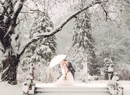 These Snowy Wedding Photos Are Everything That's Wonderful About Winter