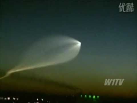 UFO mainstream media coverage MASS SIGHTINGS taking place