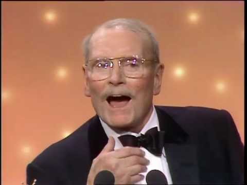 Laurence Olivier Receives Cecil B. DeMille Award - Golden Globes 1983