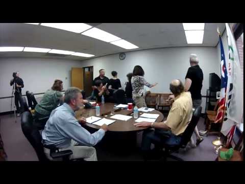 Unedited video of Mike Skidmore incident in Ohio courthouse.