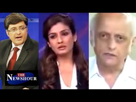 Award Wapsi Campaign Continues : The Newshour Debate ( 4th Nov 2015 )