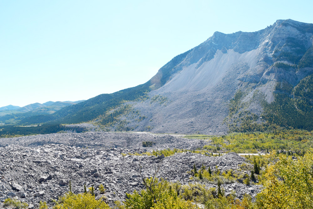 The Frank Slide was a must-stop as we drove along the Crowsnest Highway near Blairmore, Alberta. The slide happened on April 29, 1903, when about 82 million tons of limestone fell off of Turtle Mountain.