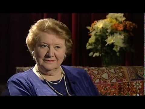 Hetty Wainthropp Investigates [Exclusive Interview with Patricia Routledge]