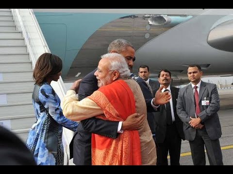 US President Barack Obama In India: PM Narendra Modi Recieves Obama