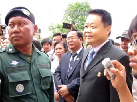 KHMER NEWS BY Pich Sovan Senators of SRP Spain Parliament The party's national police arrest police