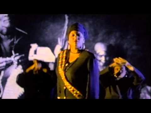 Queen Latifah ft. Monie Love - Ladies First