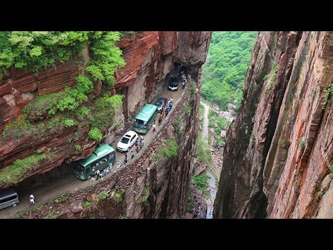 Top 5 of the World's Most Dangerous Roads