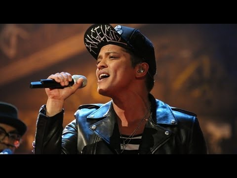 Bruno Mars performs 'Treasure' | BRIT Awards 2014