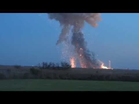 ANTARES EXPLODES!!! Panic at the press site! Orbital's rocket blows up