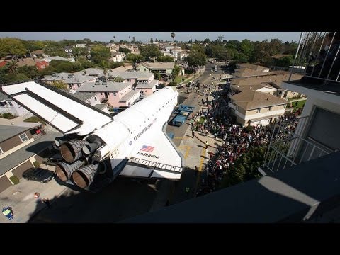 Space shuttle Endeavour's treck across LA: Timelapse