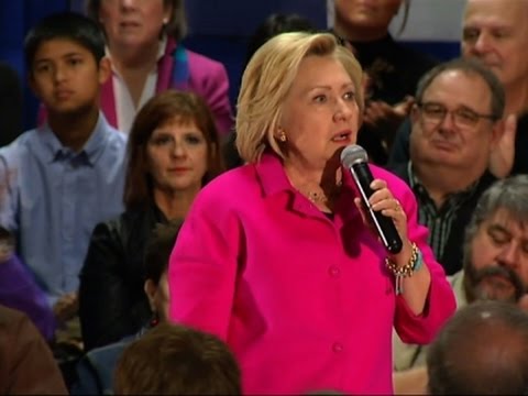 Clinton Slams Anti-Muslim Rhetoric