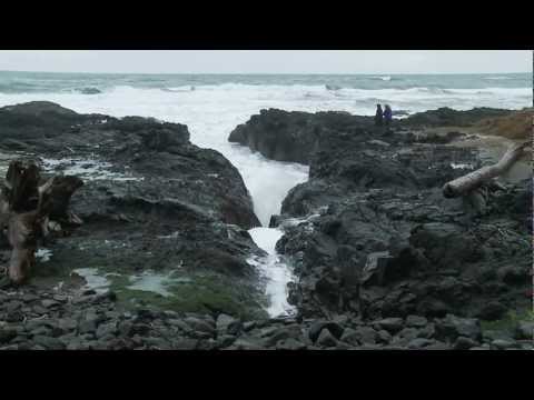 Agate Hunting on the Oregon Coast