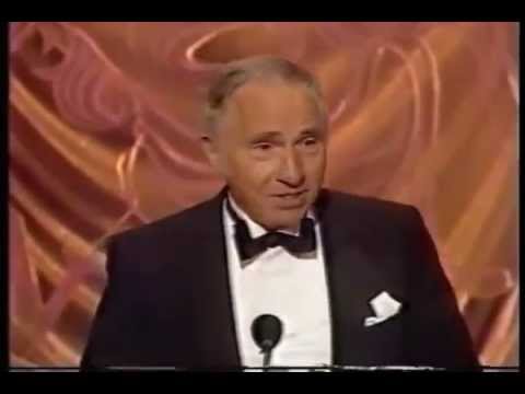 Nigel Hawthorne wins 1991 Tony Award for Best Actor in a Play