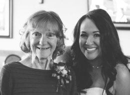 Bride Brought Wedding To Alzheimer's Home So Her Mom Could Be There