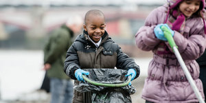 Volunteer To Help Clean The Thames This March