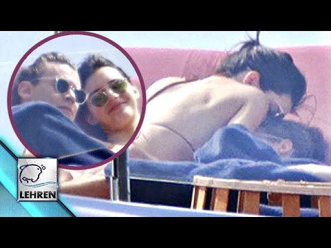 Kendall Jenner & Harry Styles SEXY Make Out On Yacht | Lehren Hollywood