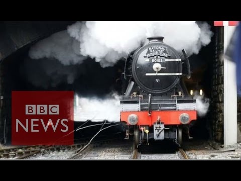 The Flying Scotsman loco steams again - BBC News