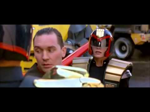 Judge Dredd   car scene