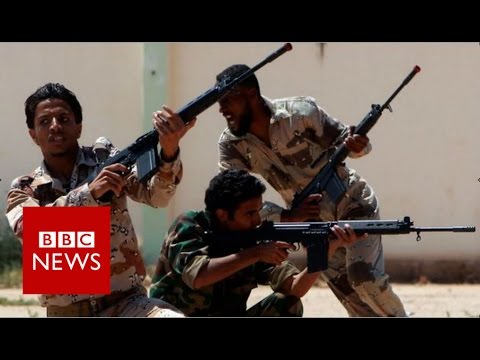 Benghazi: Libyan frontline as fighters battle IS - BBC News