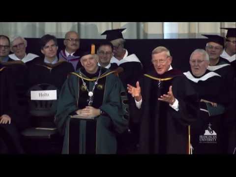 Lou Holtz: Undergraduate Commencement Address 2015