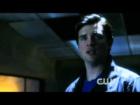 Smallville 10x17 - Clark Kent vs Clark Luthor