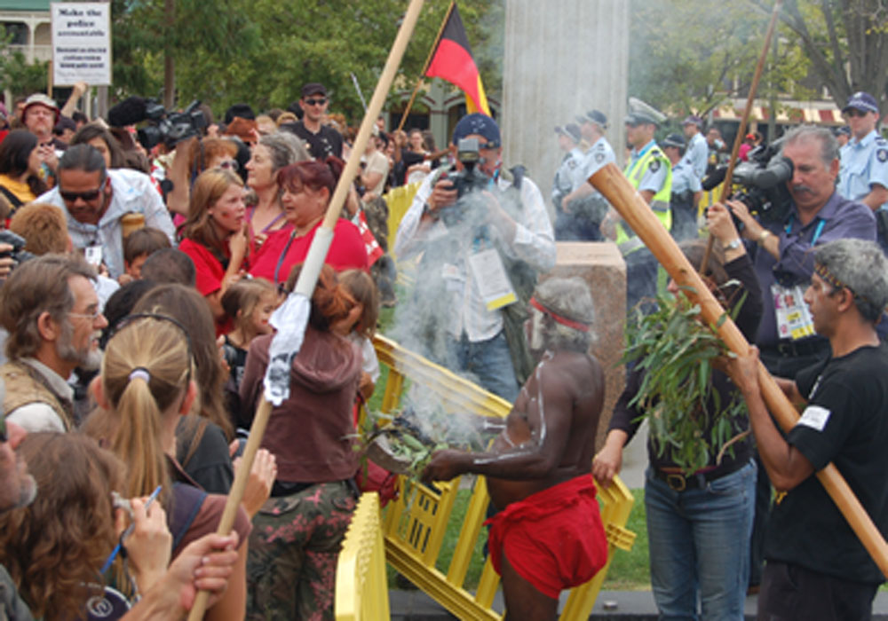 Stolen Wealth Games 2008, photo by Denis Evans