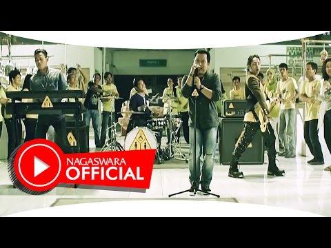 Wali Band - Antara Aku, Kau dan Batu Akikku - Official Music Video - Nagaswara