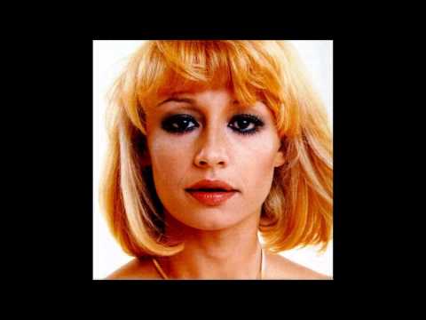 Raffaella Carrà - Rosso