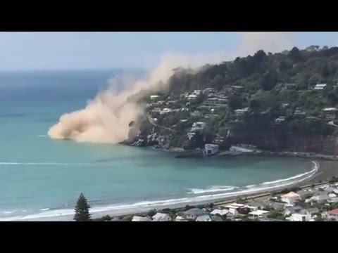 Cliff Collapse after 5.8 Earthquake in Sumner, New Zealand | 14 2 2016