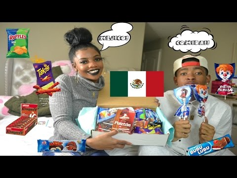 AMERICANS TRY MEXICAN SNACKS