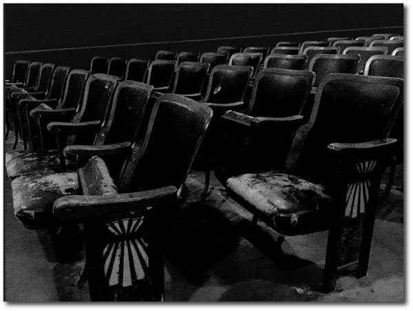 emptySeatsinATheater