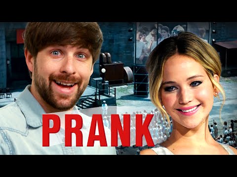 JENNIFER LAWRENCE PRANKS SMOSH (#PrankItFwd)