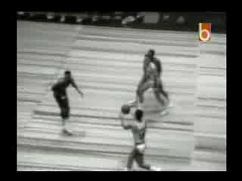 1967: Bill Bradley's Debut vs Pistons