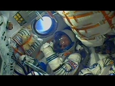 Tim Peake's rocket launch and thumbs up - Blast Off Live: A Stargazing Special - BBC One