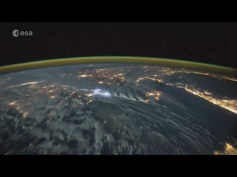 Tim Peake shares amazing time lapse of lightning striking Earth from space